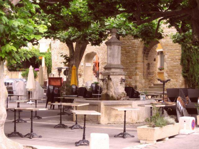 Soleil Et Ombre Villedieu (Vaucluse) Exterior foto