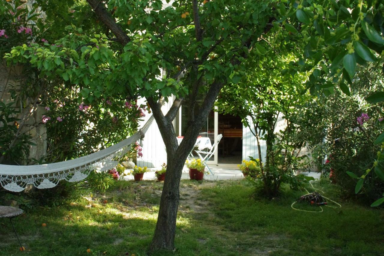 Soleil Et Ombre Villedieu (Vaucluse) Exterior foto